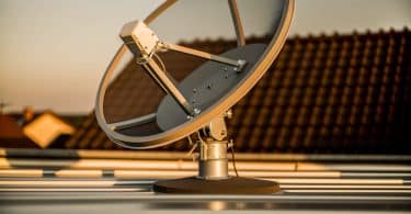 Antenne satellite plate : une révolution discrète